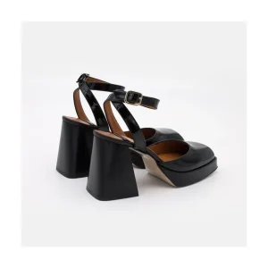 Ángel Alarcón Badda - Patent Leather Ankle Strap Shoes Fashion