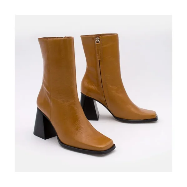 Ángel Alarcón Oconnor - Shiny Leather Ankle Boots With Zipper & Block Heel Fashion