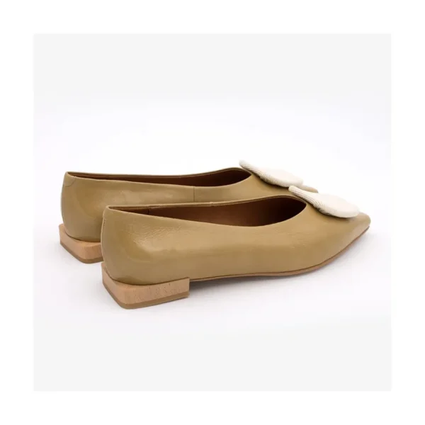 Ángel Alarcón Thelma - Shinny Leather Flats With Raffia Ornament Clearance